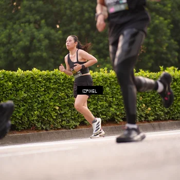 Runner Photo 6305025