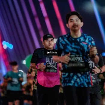 Runner Photo 6305066
