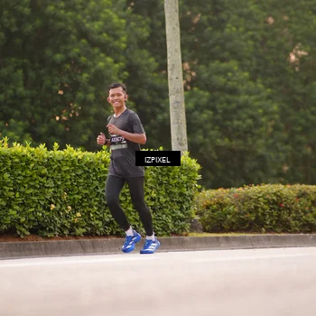 Runner Photo 6305075