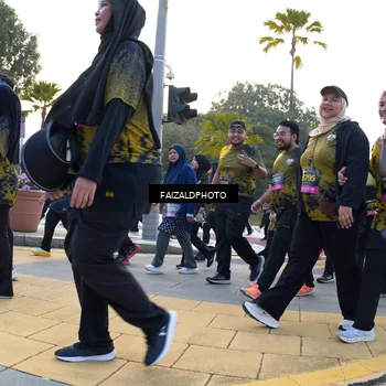 Runner Photo 6305105