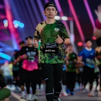 Runner Photo 6305119