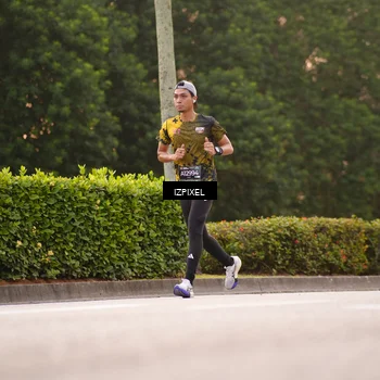 Runner Photo 6305135