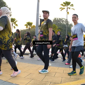 Runner Photo 6305212