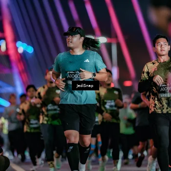 Runner Photo 6305465