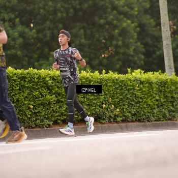 Runner Photo 6305525