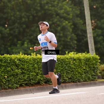 Runner Photo 6305605