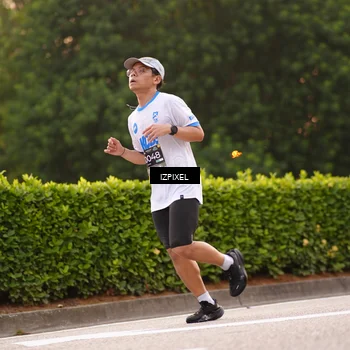 Runner Photo 6305648