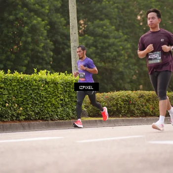 Runner Photo 6305661
