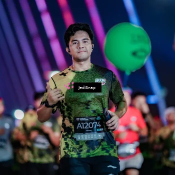 Runner Photo 6305662