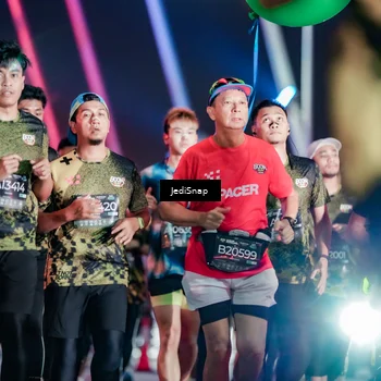 Runner Photo 6305716