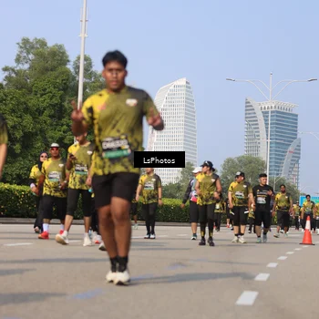 Runner Photo 6305787