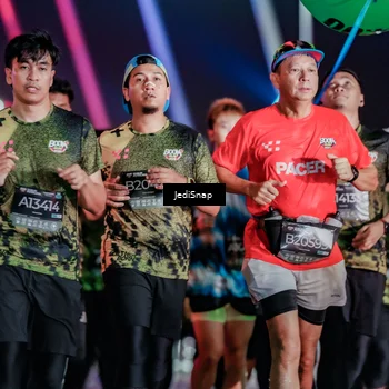 Runner Photo 6305805