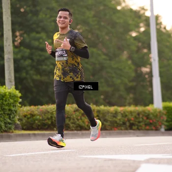 Runner Photo 6305846