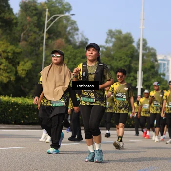Runner Photo 6305855