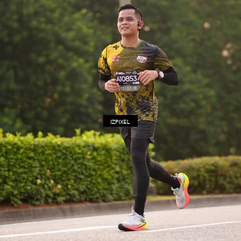 Runner Photo 6305875