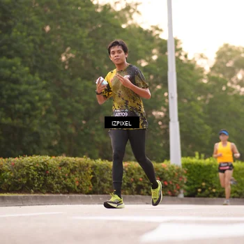 Runner Photo 6305923