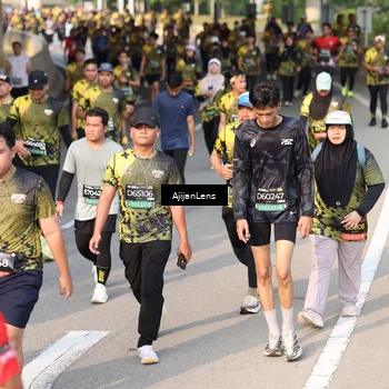 Runner Photo 6305930