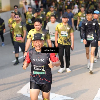 Runner Photo 6306010