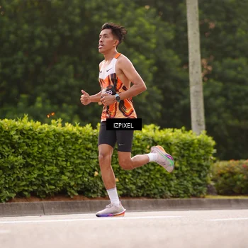 Runner Photo 6306174