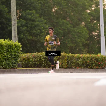 Runner Photo 6306318