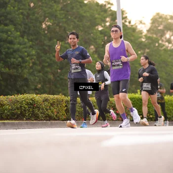 Runner Photo 6306597