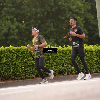 Runner Photo 6306831