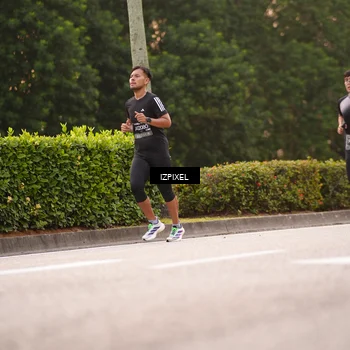 Runner Photo 6306846