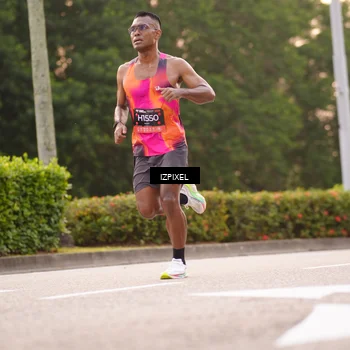 Runner Photo 6306889
