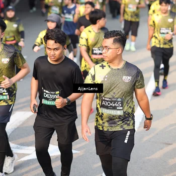 Runner Photo 6306899