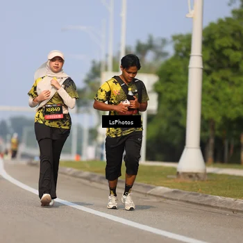 Runner Photo 6307002