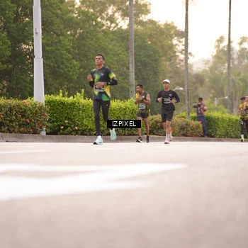 Runner Photo 6307038