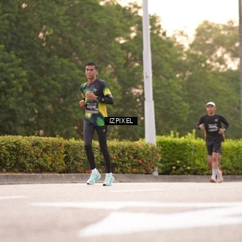Runner Photo 6307043