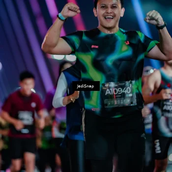 Runner Photo 6307083