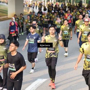 Runner Photo 6307100