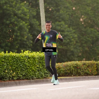Runner Photo 6307153