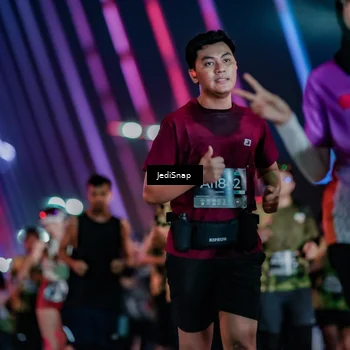 Runner Photo 6307163