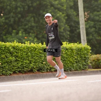 Runner Photo 6307200