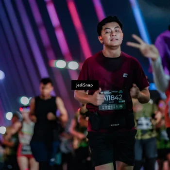 Runner Photo 6307213