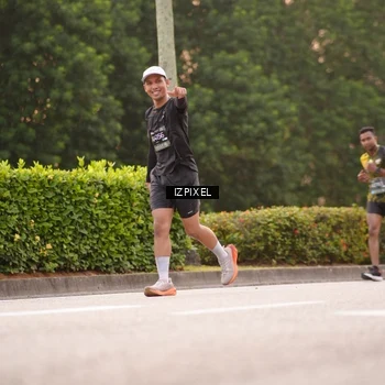 Runner Photo 6307232