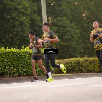 Runner Photo 6307315