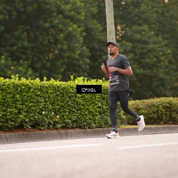 Runner Photo 6307435