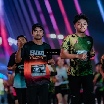 Runner Photo 6307460