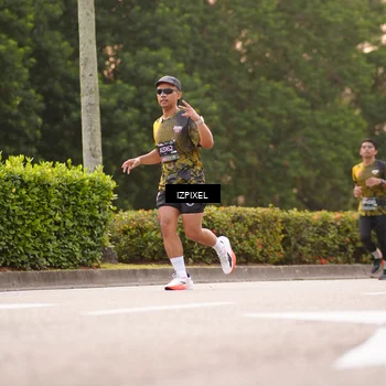 Runner Photo 6307472