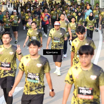 Runner Photo 6307533