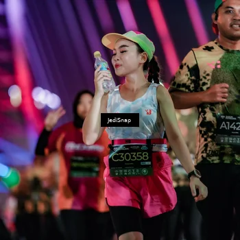 Runner Photo 6307676