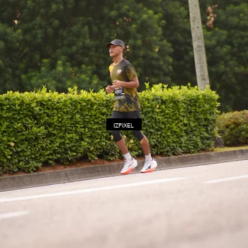 Runner Photo 6307720