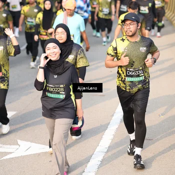Runner Photo 6308092