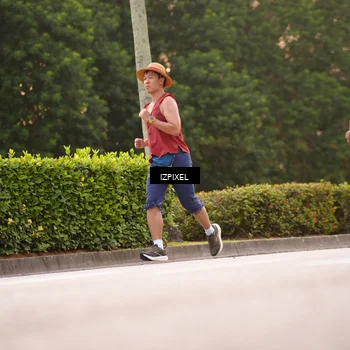 Runner Photo 6308135
