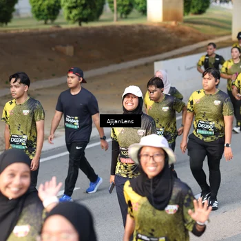 Runner Photo 6308342