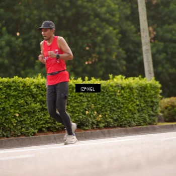Runner Photo 6308354